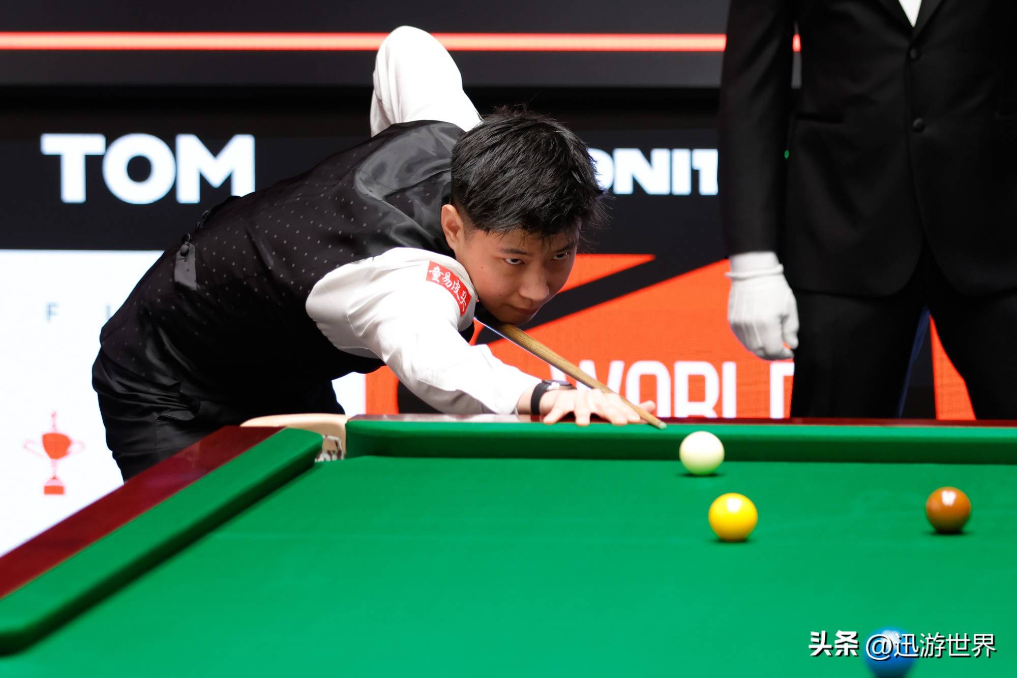 成为泳坛热 成为泳坛热