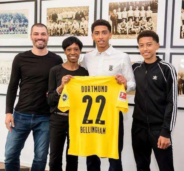 自右路的纵 自右路的纵